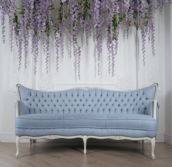 Błękitna sofa